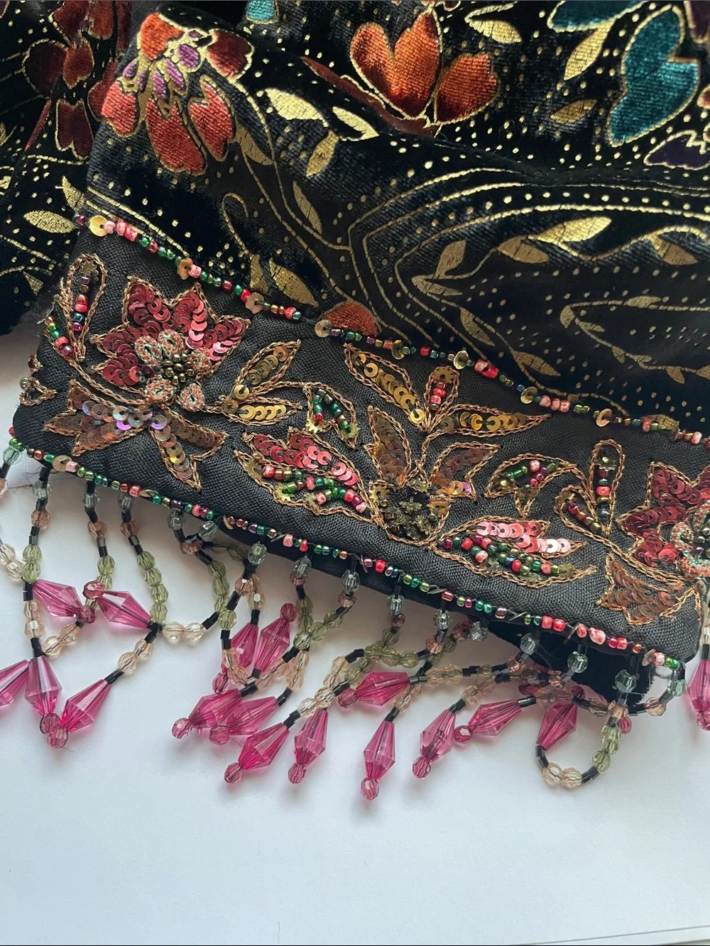 NWT SUZI O CLICK VELVET AND SILK SCARF
